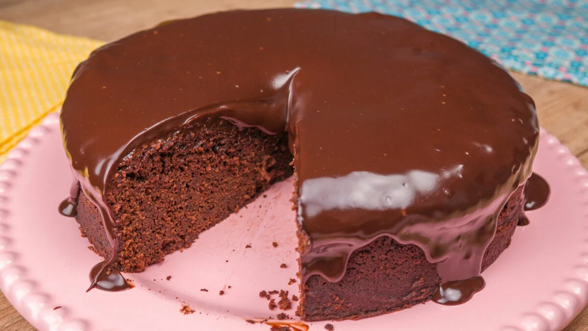 Bolo de chocolate cremoso